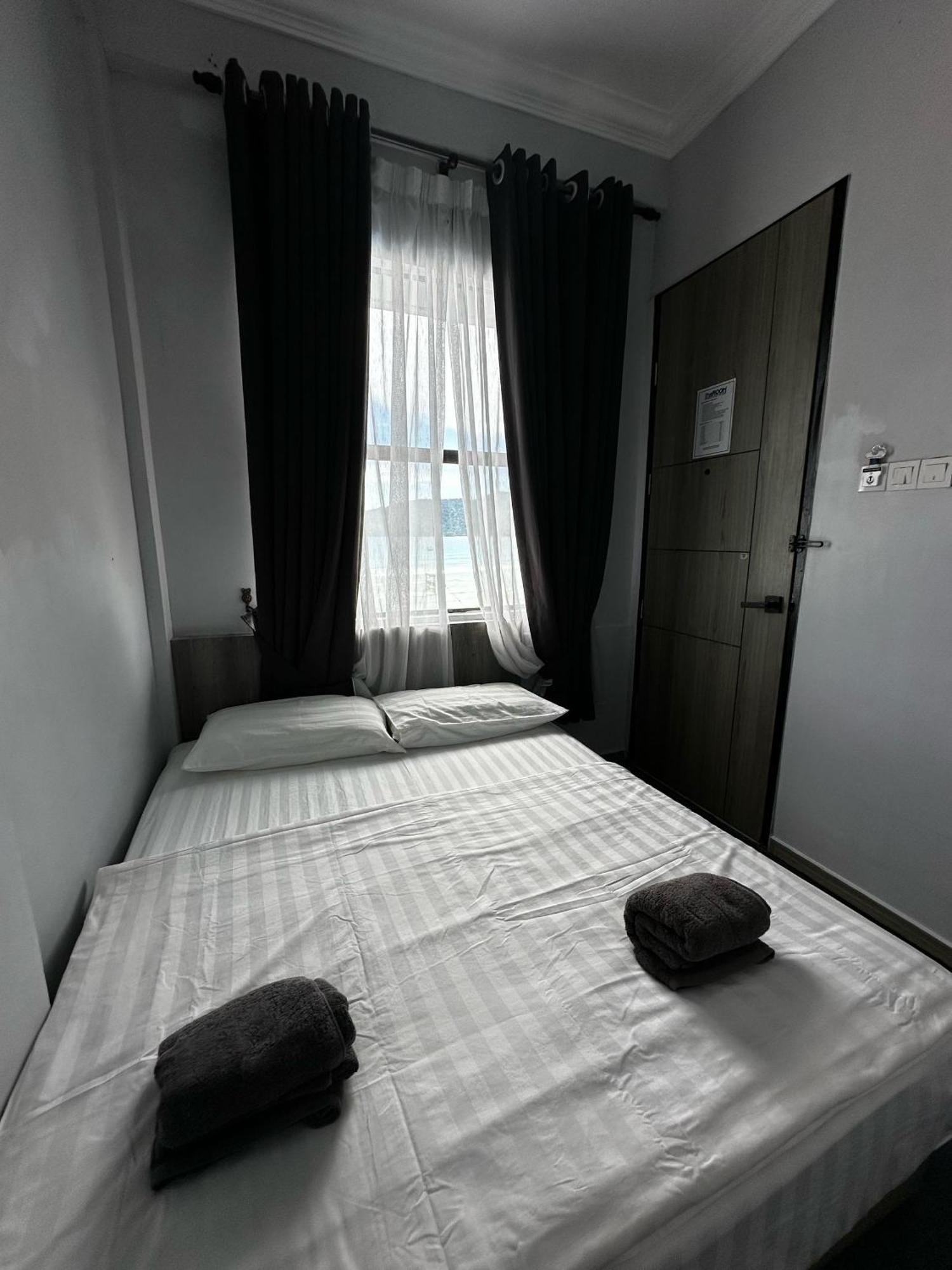 The Room Perhentian - Long Beach Kampung Kuala Besut Exterior photo